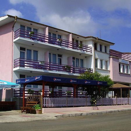 Hotel Strajica Lozenec Exteriér fotografie